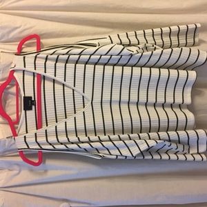 Open shoulder long sleeve shirt